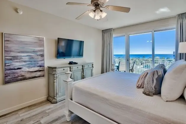 Sterling Shimmer Private Beach Access Heated Pool