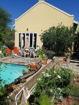 Steytlerville Villa Guest House - 1