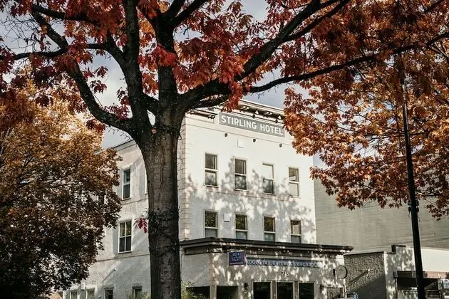 Stirling All Suites Hotel