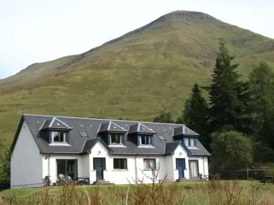 Stob Binnein Cottage