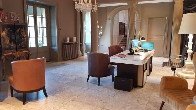 Stoke Place Hotel - Lobi