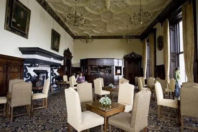 Stoke Rochford Hall - Yerinde Yemek