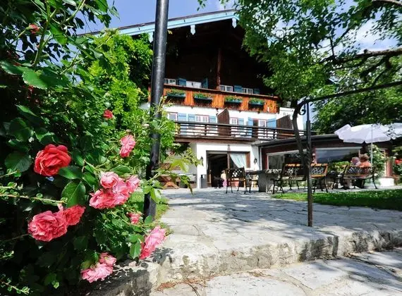 Stoll's Hotel Alpina