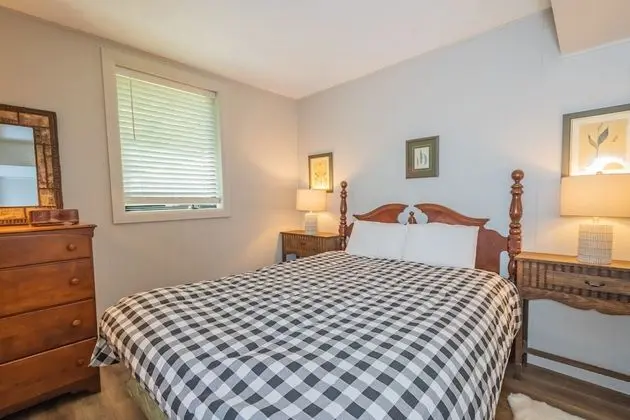 Stone Cottage Cove - Oda
