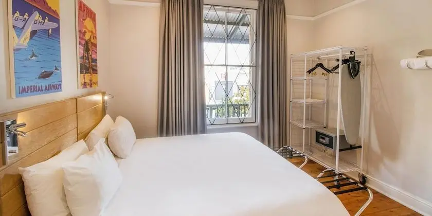 Stone Cottages Camps Bay - Oda