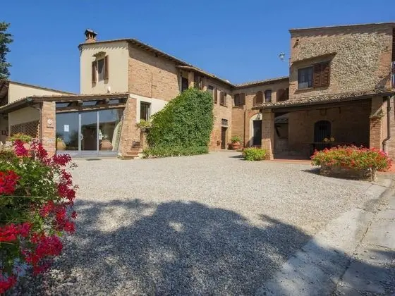 Stone Farmhouse in Castelfiorentino With Swimming Pool
