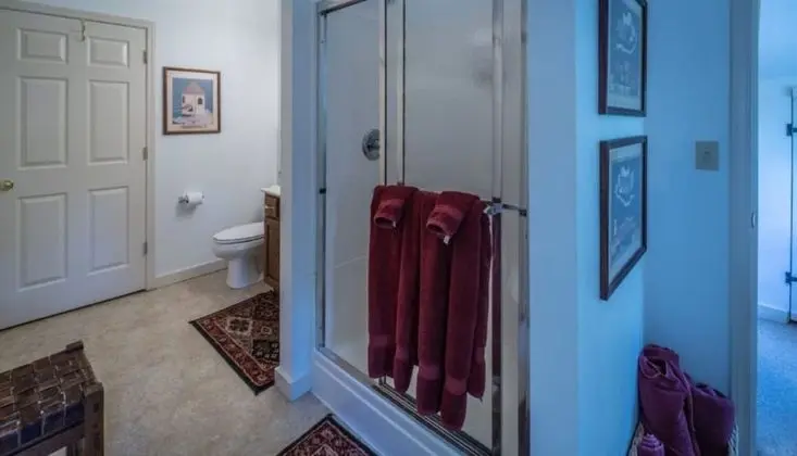 Stone Haus Bed & Breakfast - Banyo Tipleri