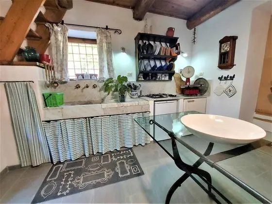 Stone Holiday Home in Fiano Pescaglia With Private Garden - Mutfak