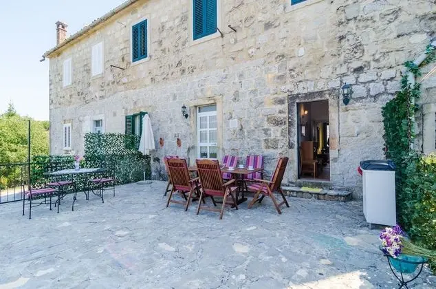 Stone House Dimato