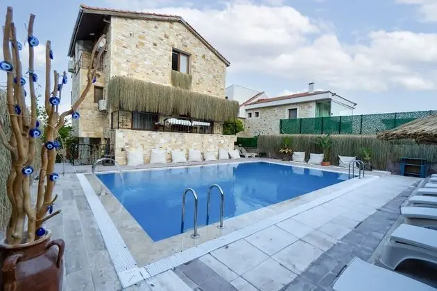 Stone House Foca Butik Otel