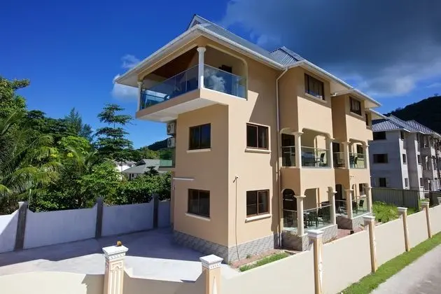 Stone Self Catering Apartments - Dış Mekan