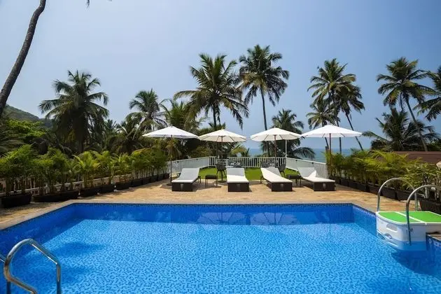 Stone Wood Beach Resort - Havuz