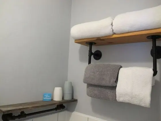 Stone's Throw Guesthouse - Banyo Tipleri