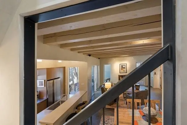 Stone's Throw - Unbeatable Location, Lovely Modern Interior - İç Mekan