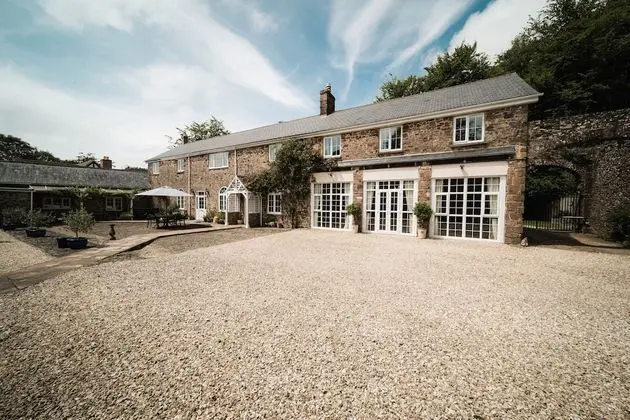 Stoodleigh Court Coach House B&B