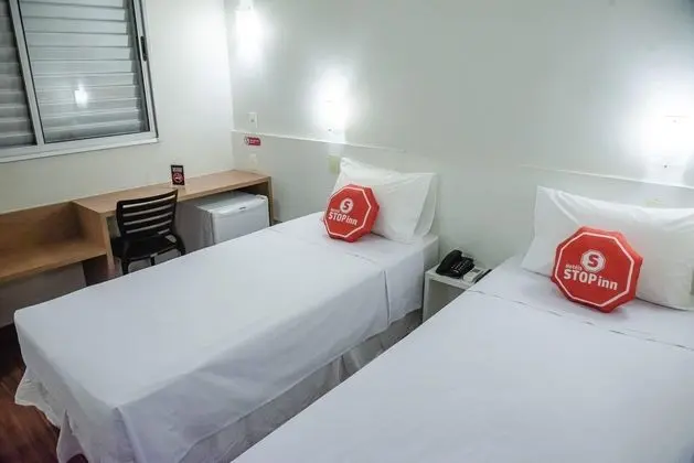 Stop Inn Antonio Carlos - Oda
