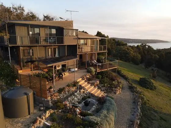 STORM BAY B B