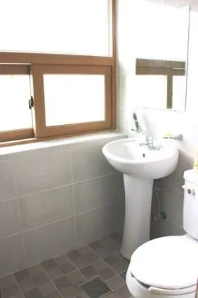 Story Road Guesthouse - Hostel - Banyo Tipleri