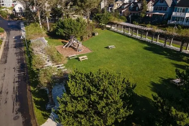 Storybook Cottage - Dış Mekan