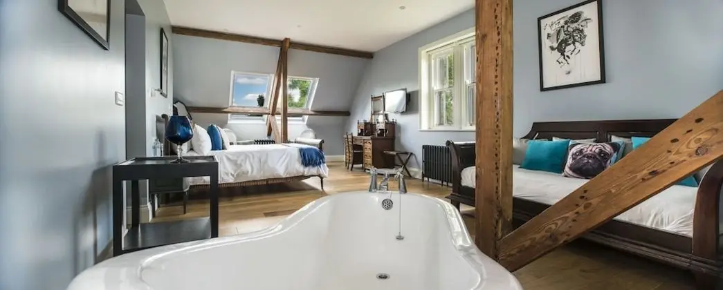 Stow House - Öne Çıkan Resim