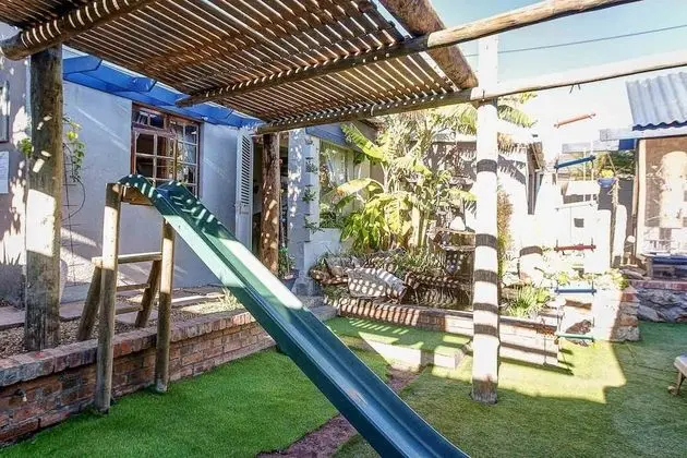 Strand Guesthouse - Hostel - Dış Mekan