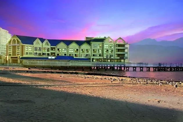 Strand Pavilion