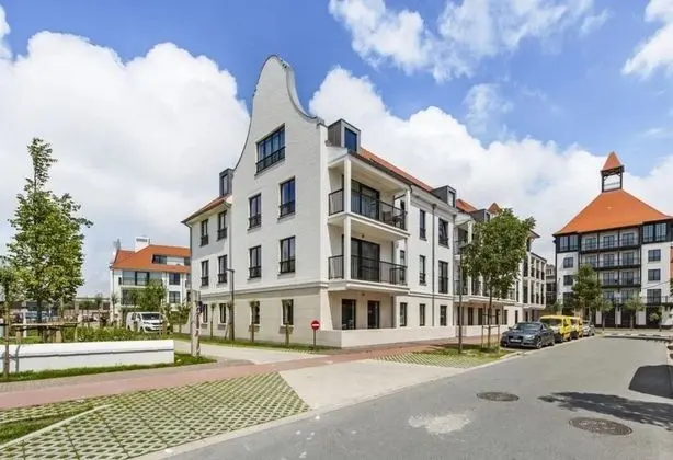 Strandhuis Jessica