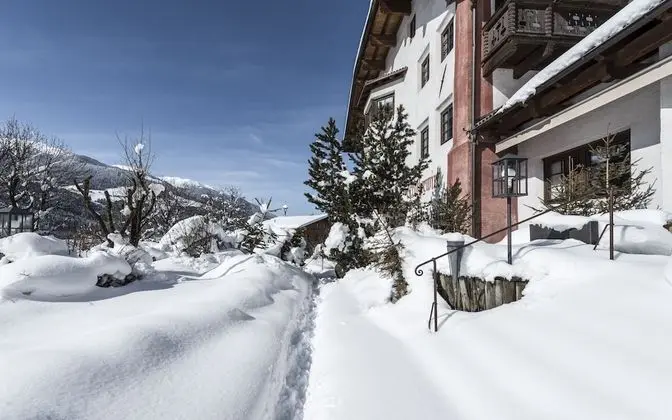Hotel Strasserwirt Herrenansitz zu Tirol