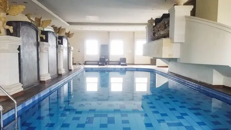 Strategic 1BR The Boulevard Apartment with Luxurious Design - Dış Mekan