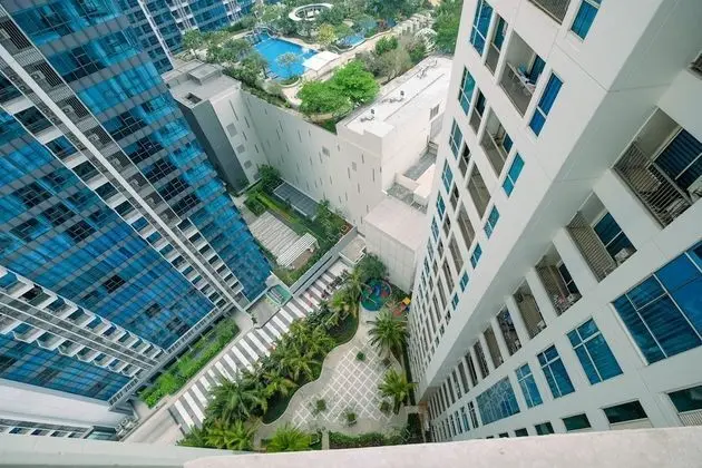 Strategic 1BR Casa Grande Apartment near Kota Kasablanka Mall