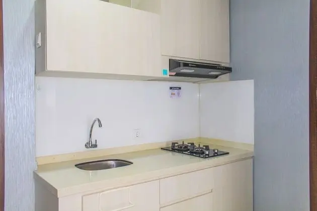Strategic 1BR at Saveria Apartment - Mutfak