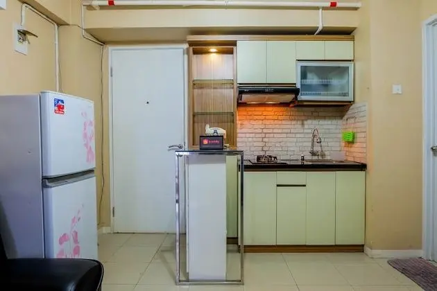 Strategic 2BR at Bassura City Apartment near Shopping Mall - Mutfak