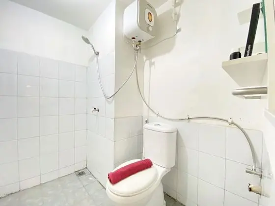 Strategic 2Br At Grand Asia Afrika Apartment - Banyo Tipleri