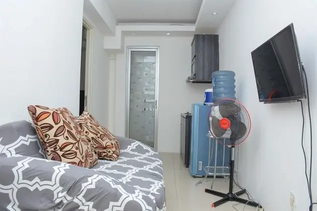 Strategic And Comfortable 1Br At Bassura City Apartment - İç Mekan