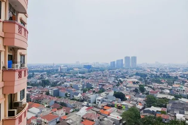 Strategic And Homey 2Br At Puri Garden Apartment Near Mall