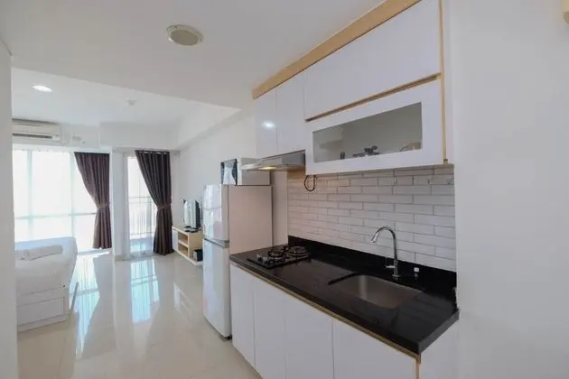 Strategic Location With New Furnished At Studio H Residence Apartment - Mutfak