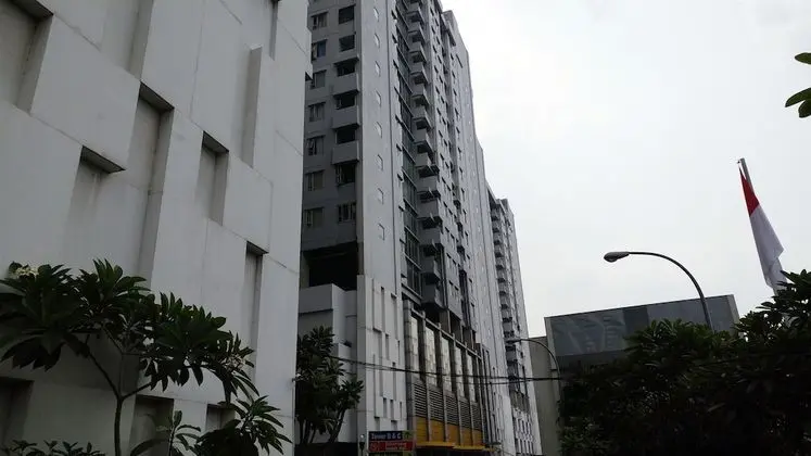 Strategic Menteng Square Apartment at Central Area