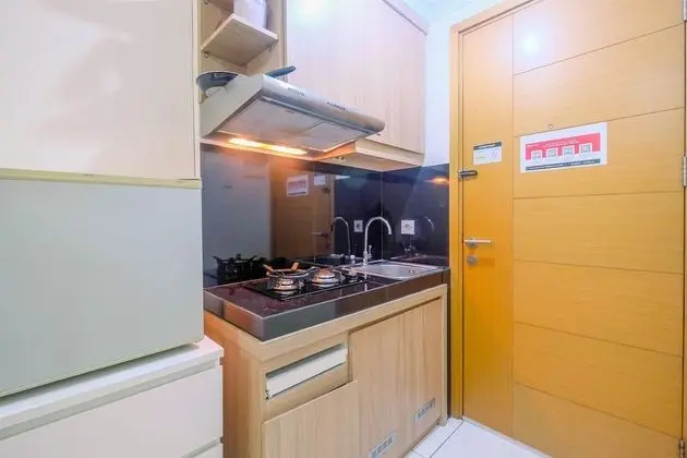 Strategic Place with Cozy Place Apartment @ Studio Signature Park Tebet - Mutfak