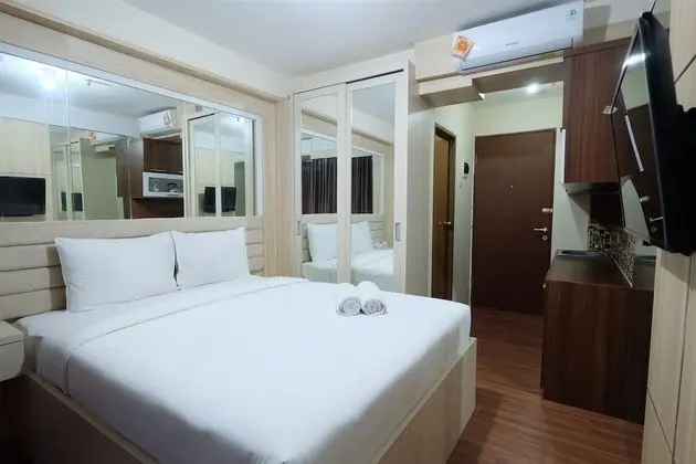 Strategic and Simple Studio Tifolia Apartment near Kelapa Gading - Öne Çıkan Resim