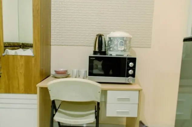 Strategic Studio Apartment At Aeropolis Residence Near Airport - İç Mekan