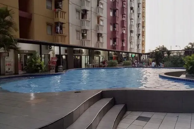 Strategic Studio Apartment at Casablanca East - Havuz