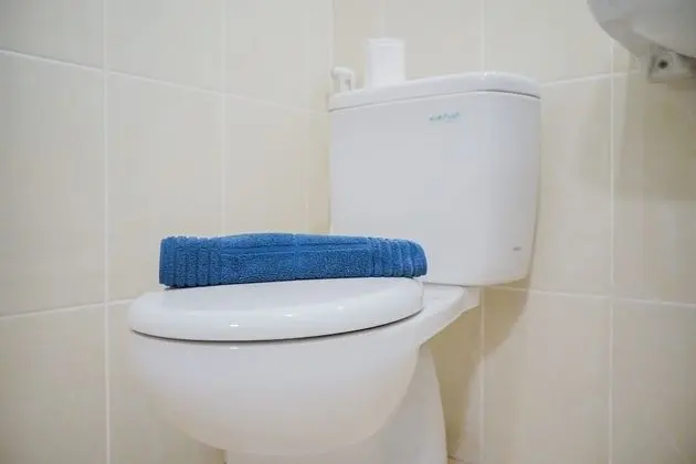 Strategic Studio Apartment with Extra Bed at M-Town Residence - Banyo Tipleri