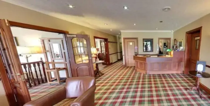 Strathburn Hotel - Lobi