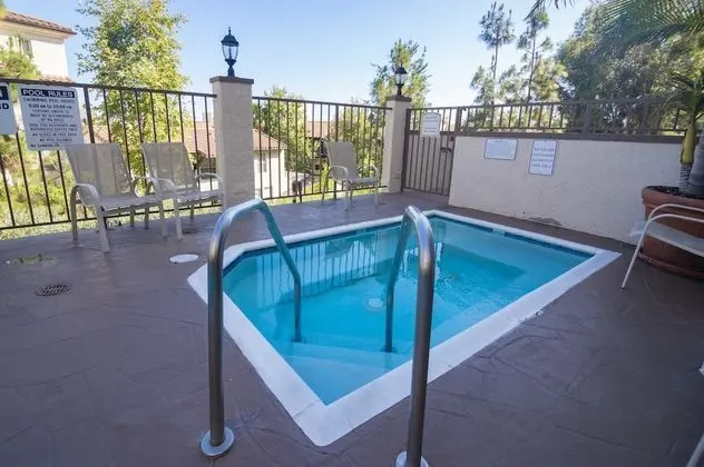 Strathmore Apartments