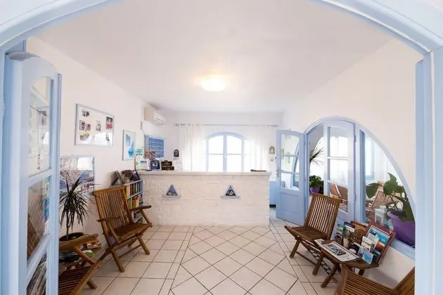 Stratos Studios & Apartments - Lobi
