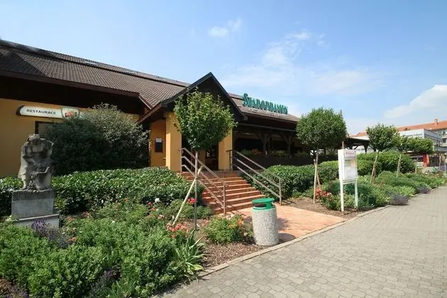 Hotel Strážnice - Dış Mekan