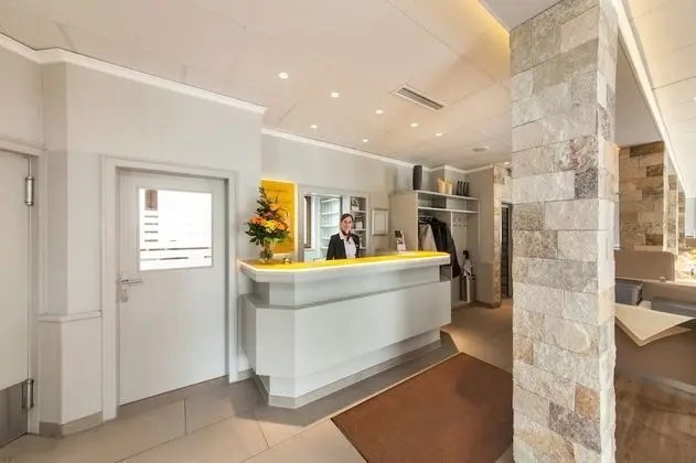 Hotel Strijewski - Lobi