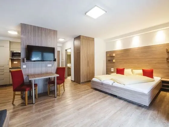 Striking Apartment in Kleinarl With Ski-storage, Parking & Balcony - Oda Düzeni
