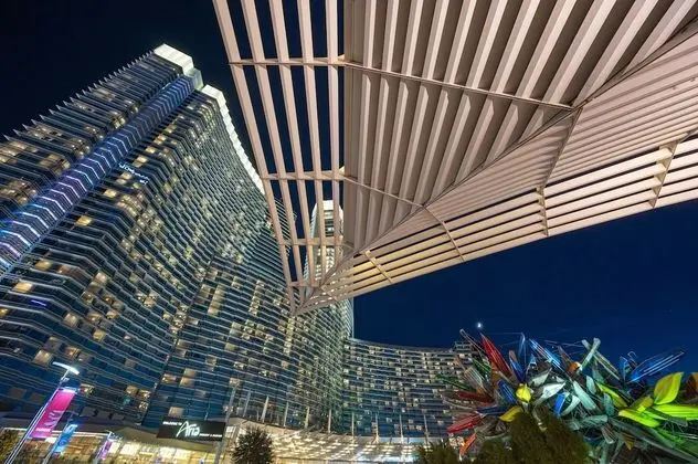 StripViewSuites at Vdara