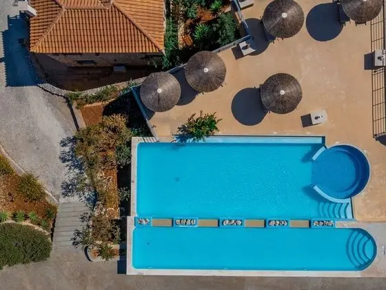 Strofilia Authentic Villas - Havuz